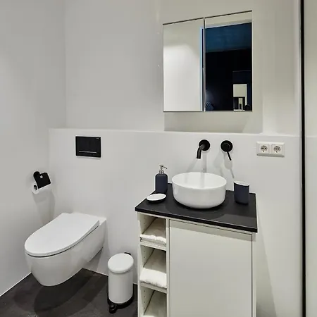 Konukevi New Beautiful Design In West 3*